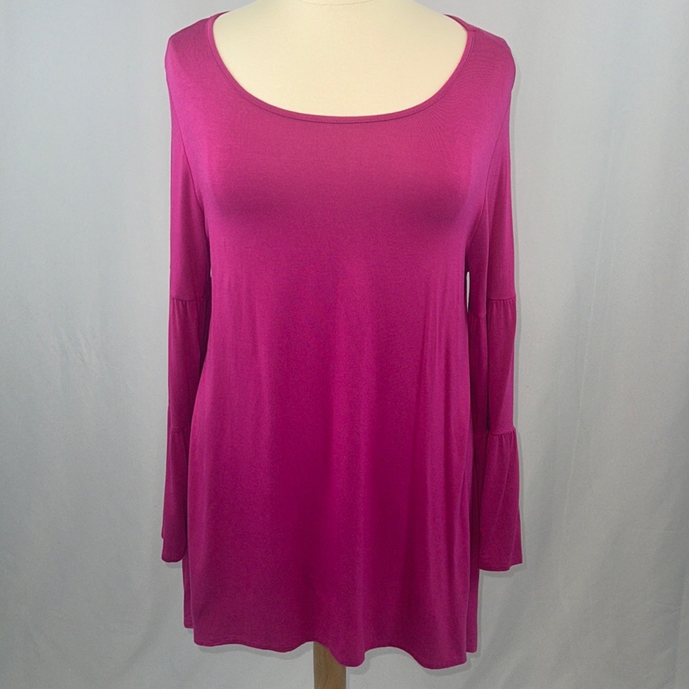 Kate & Mallory scoop neck, long sleeve, side peeks top - XL